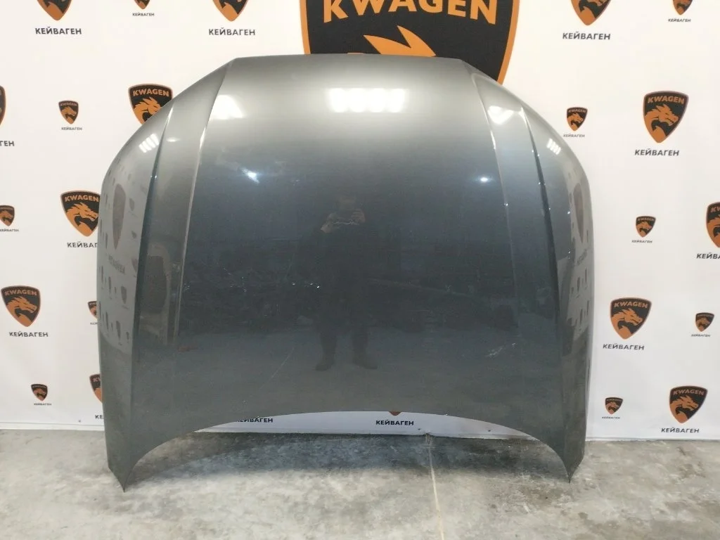 Капот Audi A4 2016 B9