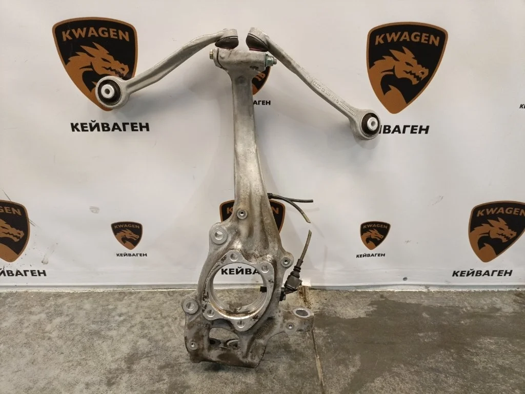 Кулак поворотный Audi A6 C7