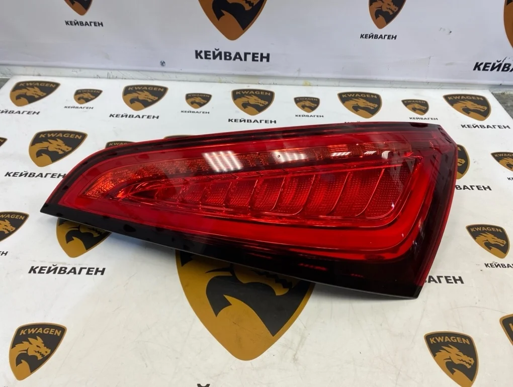 Фонарь задний Audi Q5 2013 8R