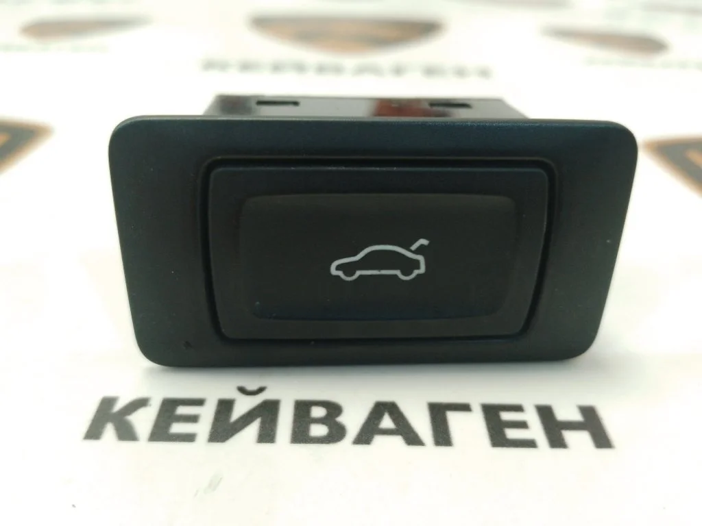 Кнопка открывания багажника Audi a7 2012 4g