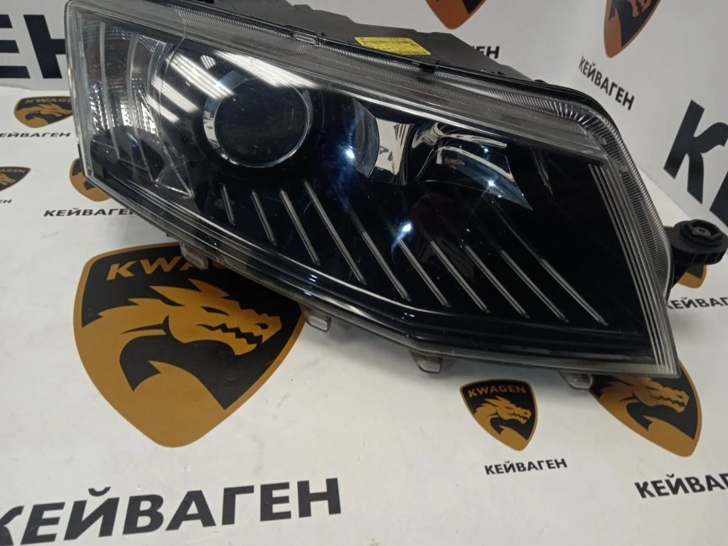 Фара Skoda Octavia RS 2014 MK2, 5E