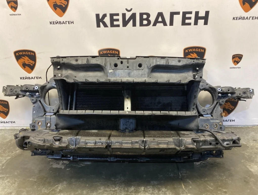 Телевизор с радиаторами Porsche Cayenne 2008 957