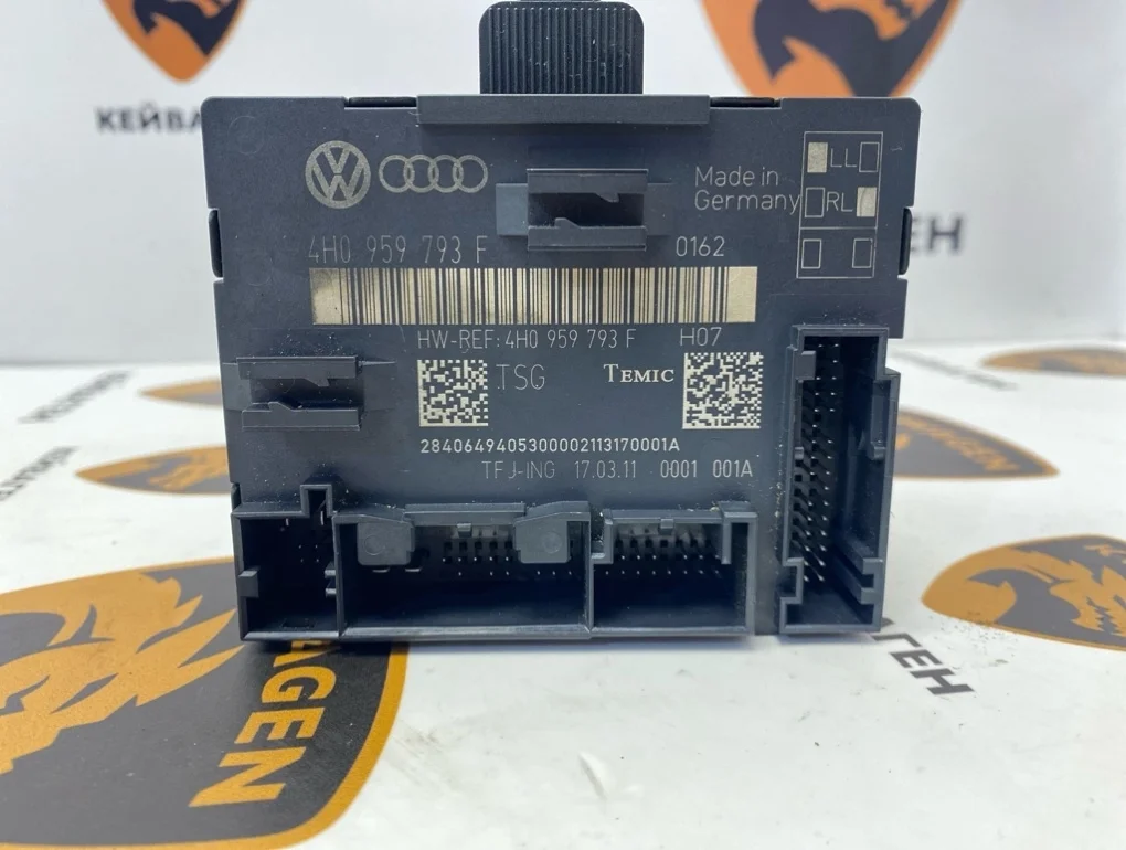 Блок комфорта Volkswagen Touareg 2011 7P