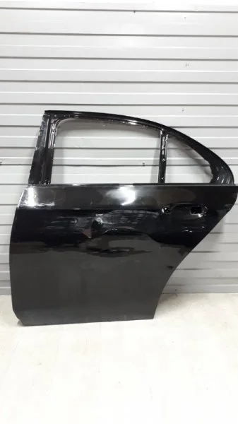 Дверь задняя левая Mercedes-Benz E-Klasse A2137300105 W213