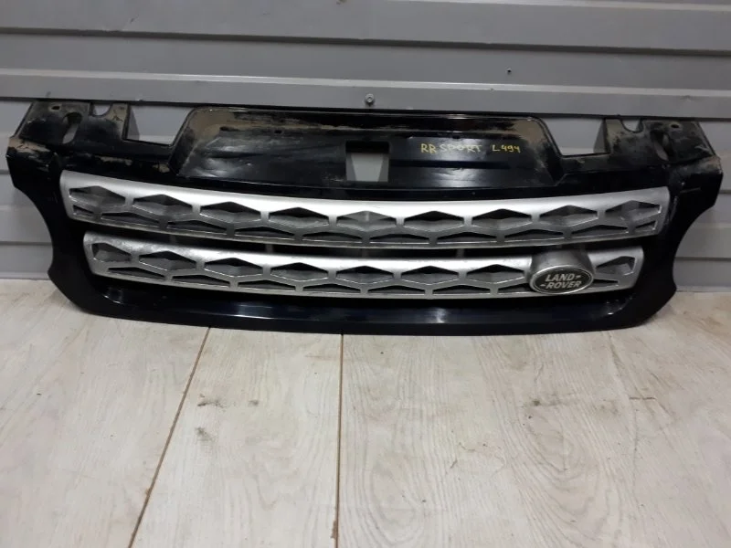 Решетка радиатора Land Rover Range Rover Sport 2 LR054766 L494