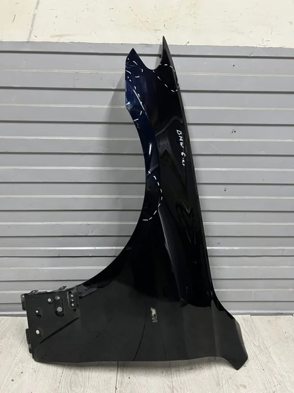 Крыло переднее левое Bmw 6Er 41007481061 G32