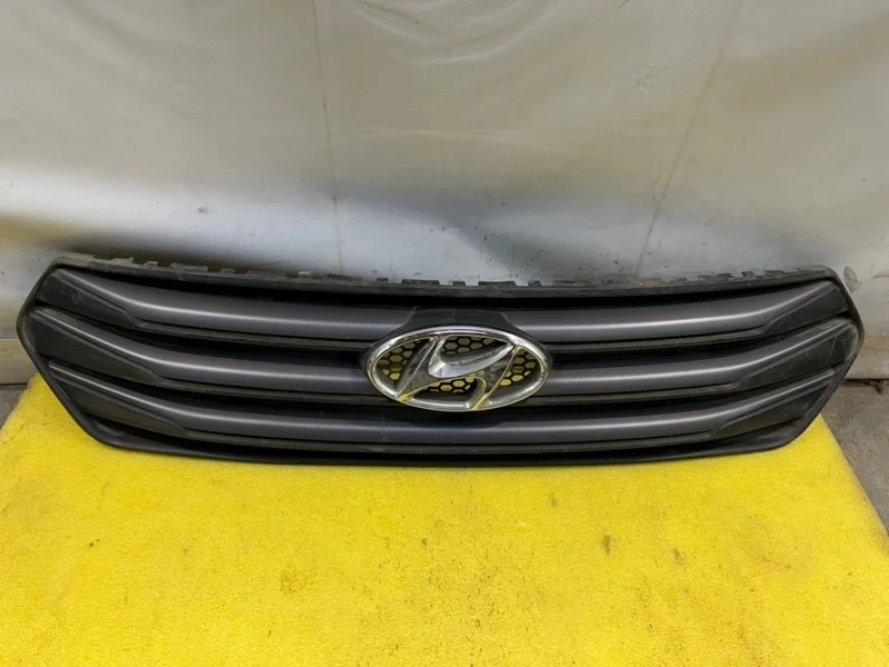 Решетка радиатора Hyundai Creta 2015-2018 86350M0000 1