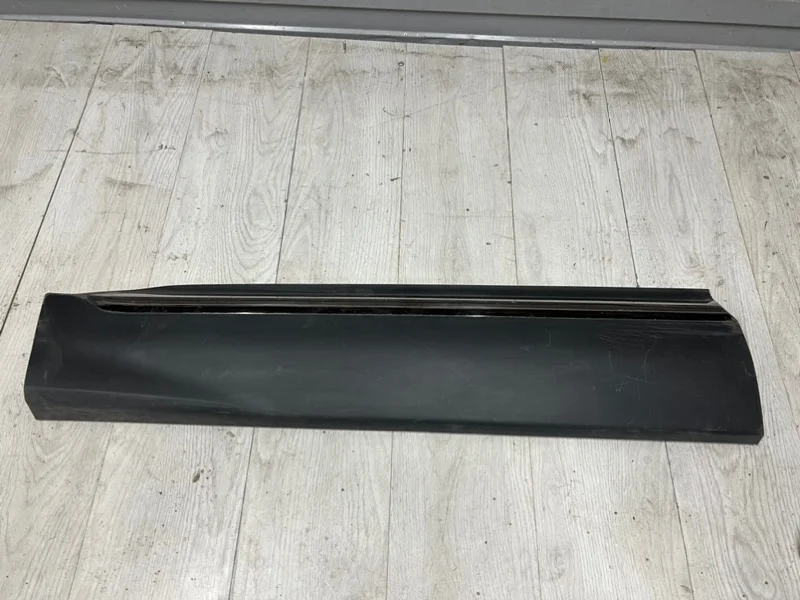 Молдинг двери левой Hyundai Santa Fe 4 2018-2022 87721S1200SCR TM