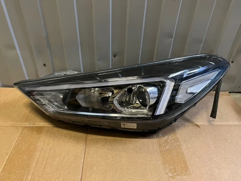 Фара левая Hyundai Tucson 3 2018-2021 92101D7500 TL