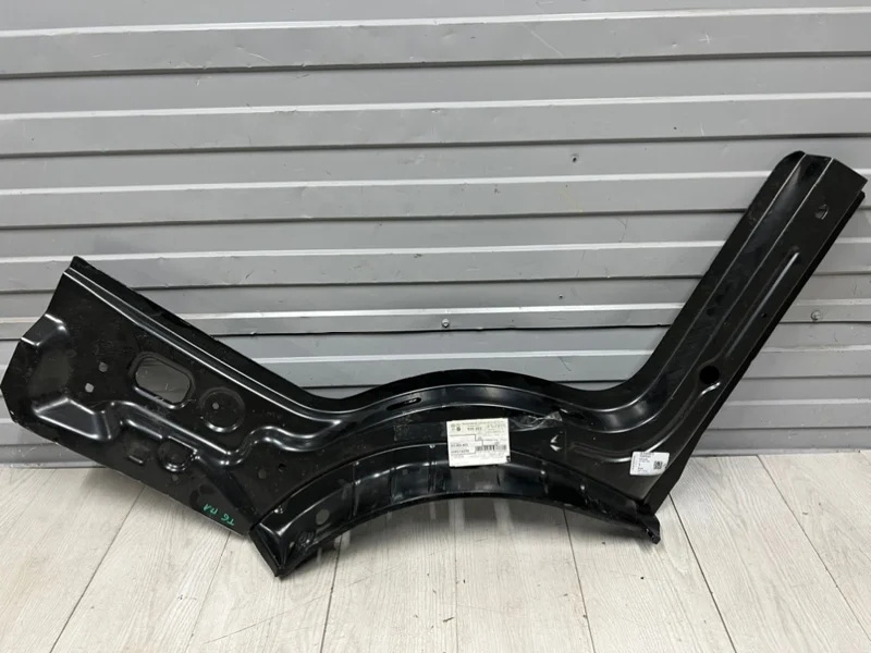 Усилитель стойки Volkswagen Transorter 2016 7E0805403 T6