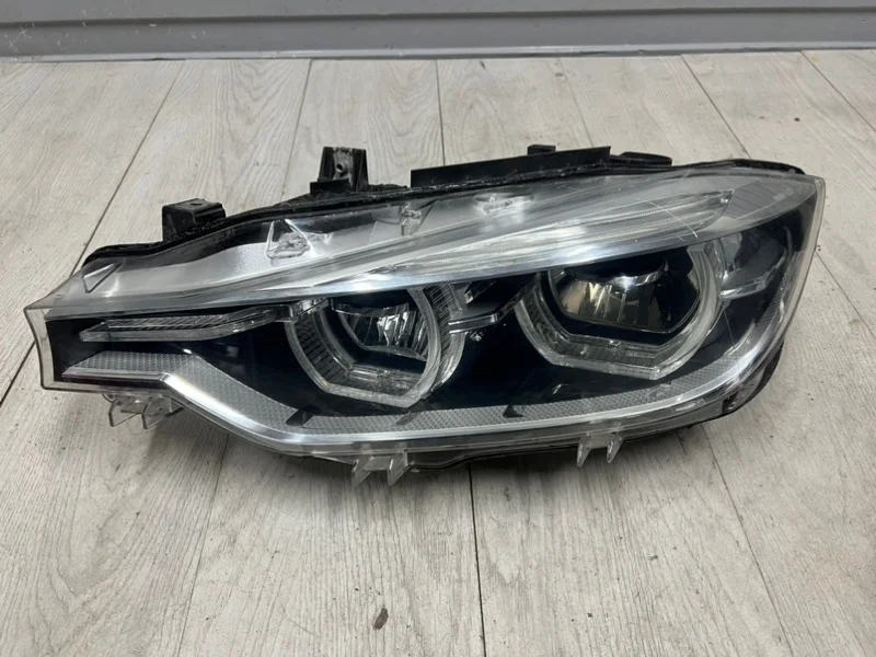 Фара левая Bmw 3Er 2015-2018 63117419633 F30