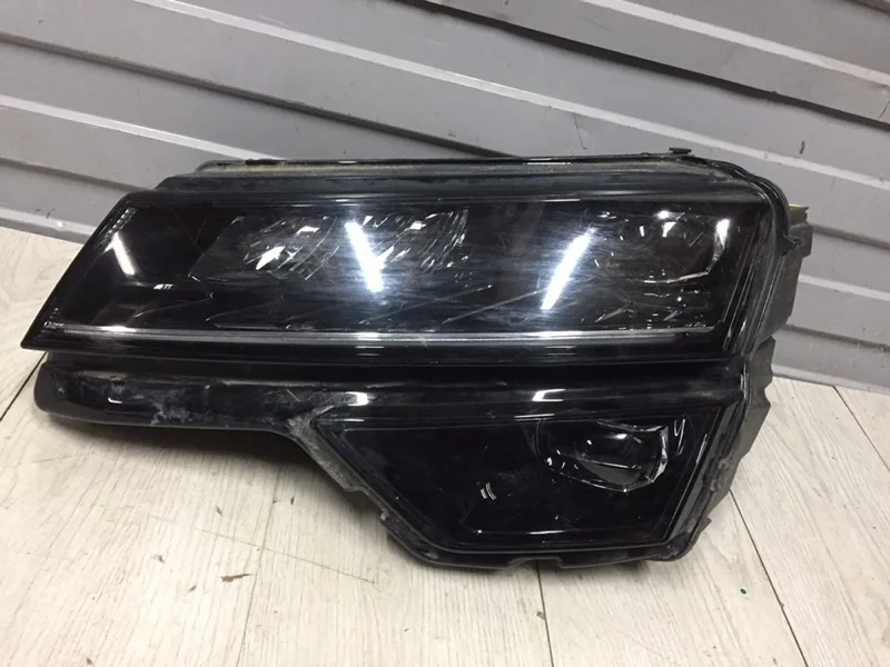Фара левая Skoda Karoq 2018 57B941017B