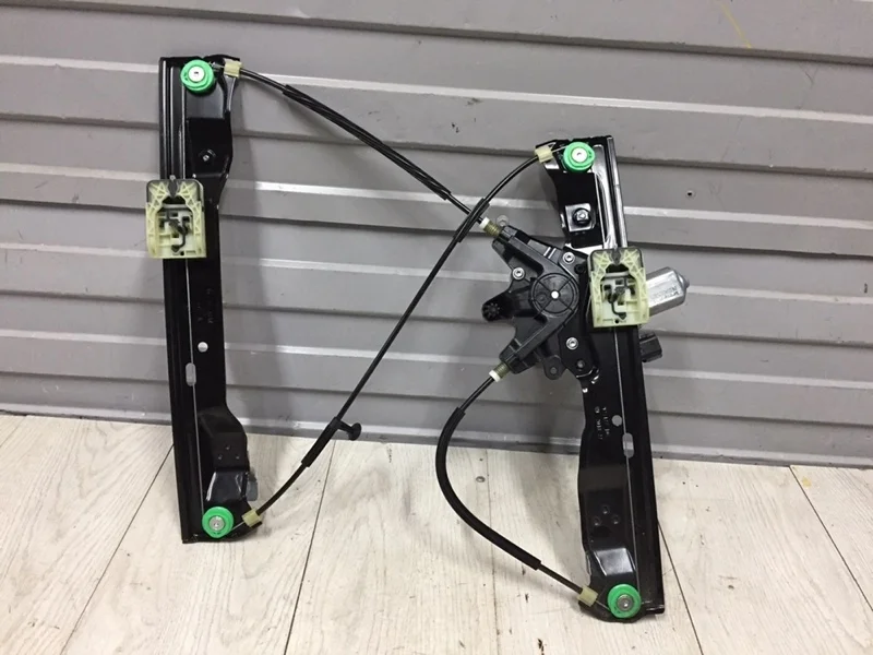 Стеклоподъемник Ford Focus 2011- 1870697 3