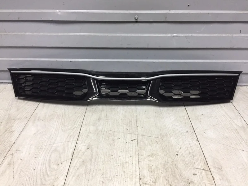 Решетка радиатора Kia Rio X-Line 2020-2023 86350H0900 ХЭТЧБЕК