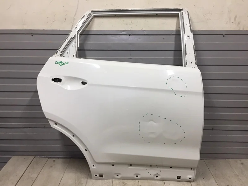Дверь задняя правая Hyundai Grand Santa Fe 2012-2018 77004B8000 DM