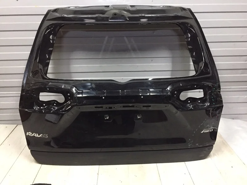 Дверь багажника Toyota Rav4 2018-2023 670050R380 CA50