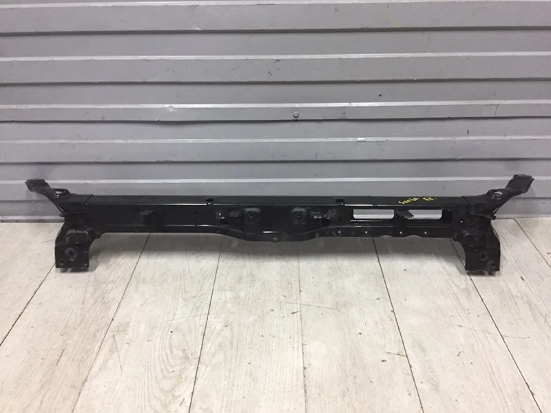 Панель передняя верхняя часть Hyundai Santa Fe 3 2012-2016 641012W100 DM
