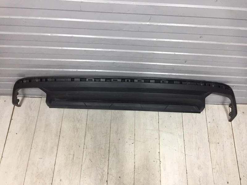 Юбка заднего бампера Volkswagen Touareg 3 2018-2023 760807482J9B9 CR7