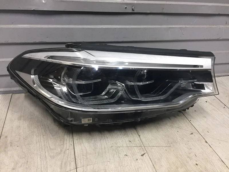 Фара правая Bmw 5Er 2016-2020 63117214956 G30