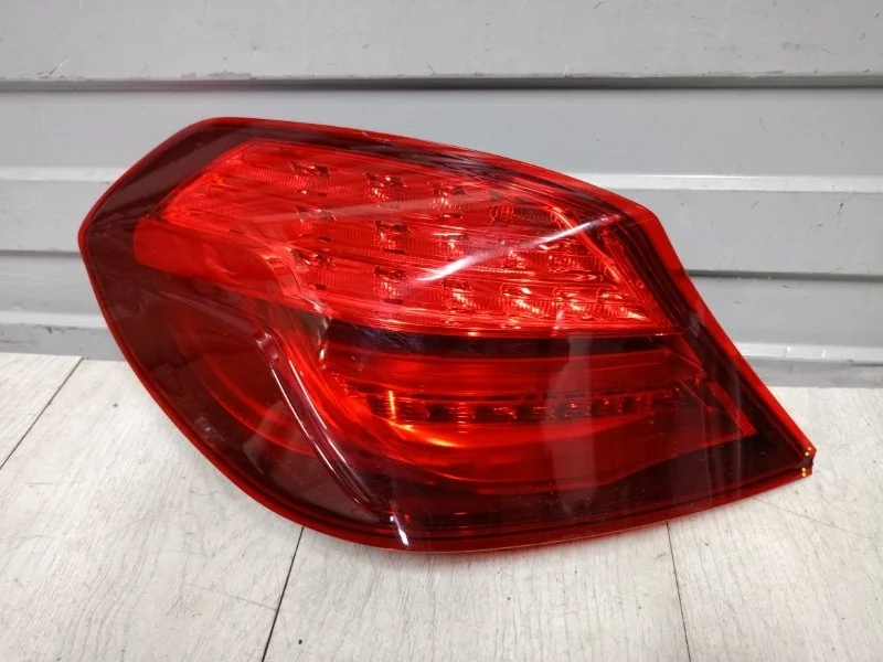 Фонарь задний левый Bmw 6Er 63217210575 F12
