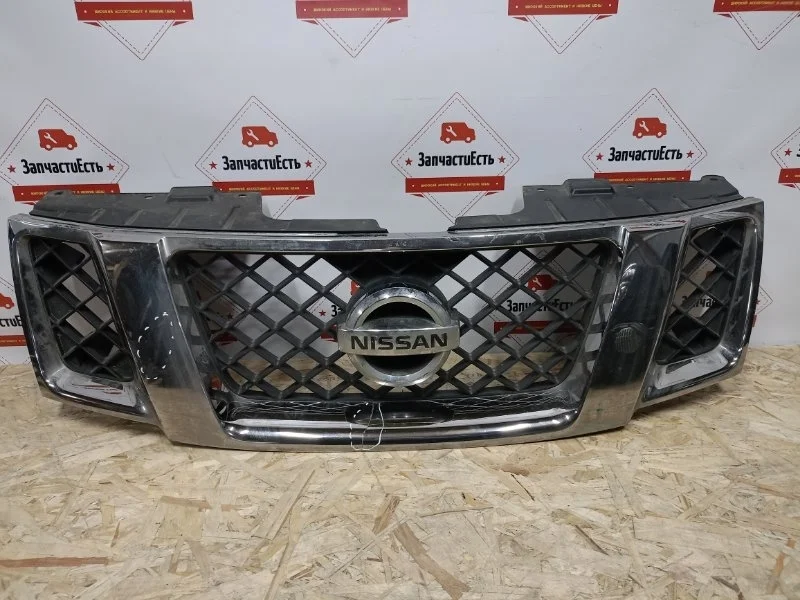 Решетка радиатора Nissan Pathfinder 2009-2014 623105X00B R51