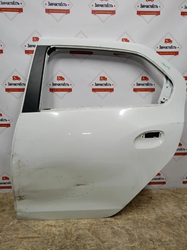 Дверь задняя левая Renault Logan 2013-нв 821018361R 2