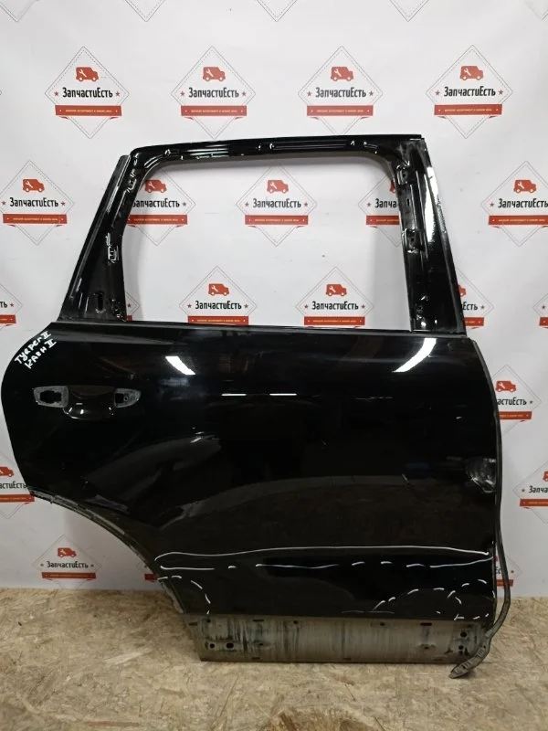 Дверь задняя правая Volkswagen Touareg 2 2010-2018 7P0833056