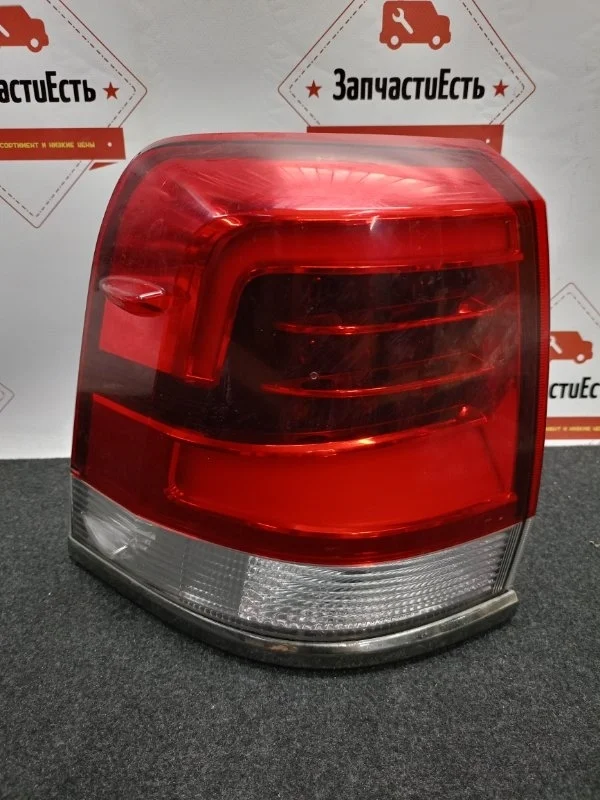 Фонарь задний левый Toyota Land Cruiser 2015-2021 8156160B80 200