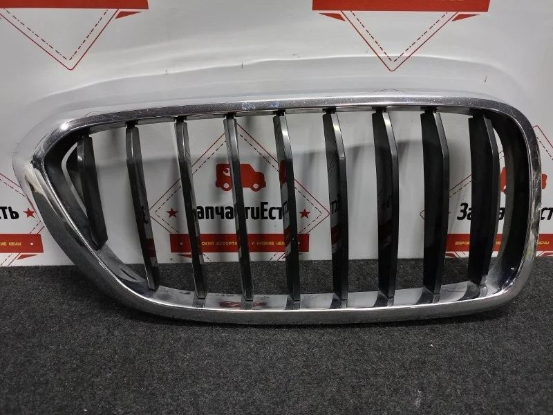 Решетка радиатора правая Bmw 6Er 2017-2020 51137412422 G32