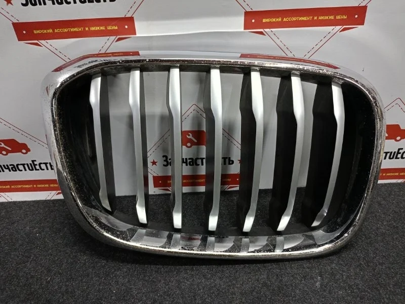 Решетка радиатора правая Bmw X3 2017-2021 51137478670 G01