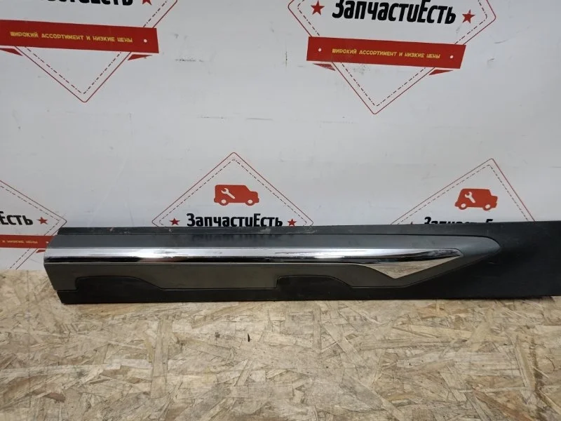 Молдинг двери левой Bmw X3 2017-нв 51138499211 G01
