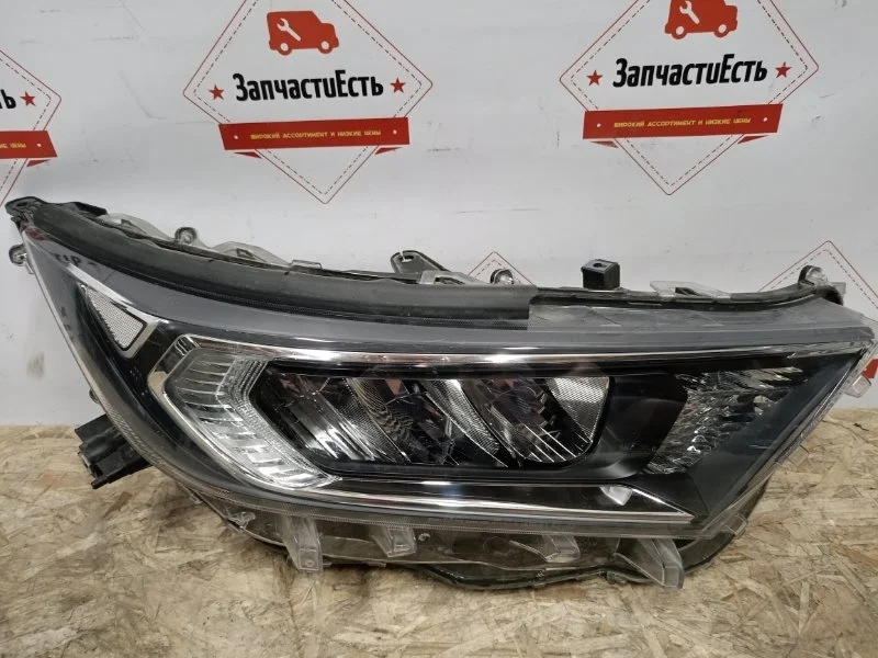 Фара правая Toyota Rav4 2018-нв 8114542840 CA50