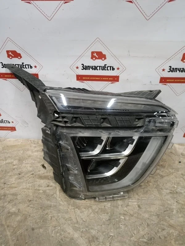 Фара правая Hyundai Creta 2020-нв 92102BW110 2