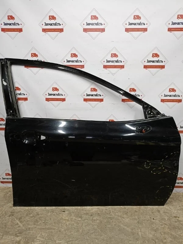 Дверь передняя правая Toyota Camry 2018-нв 6700106290 V70