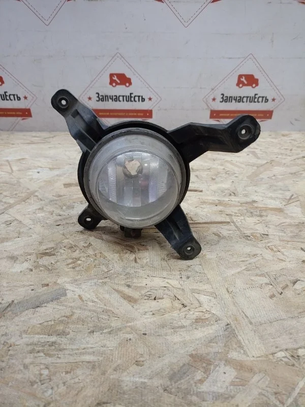 Фара птф правая Hyundai Ix35 2009-2015 922022Y000 LM