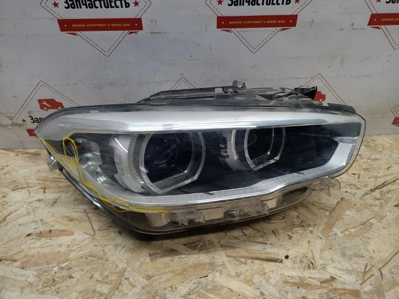 Фара правая Bmw 1Er 2015-2020 63117414142 F20