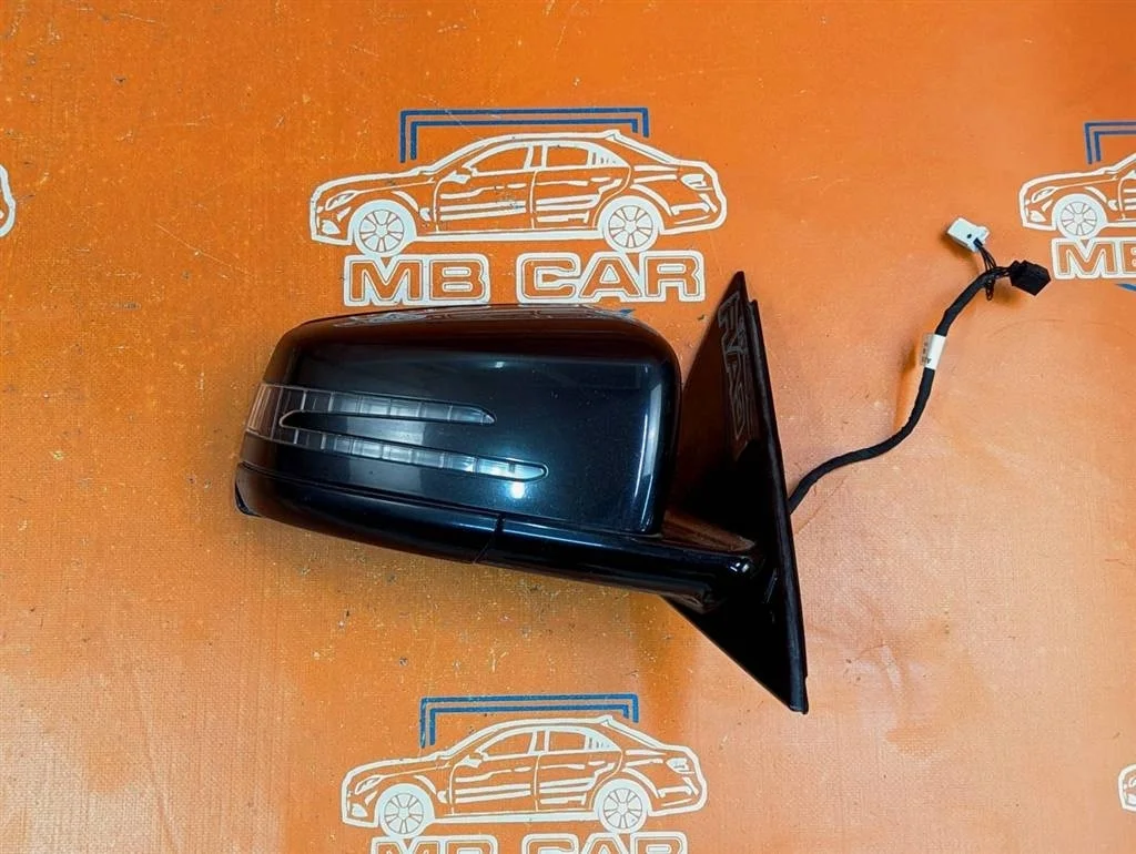 Зеркало правое Mercedes-Benz