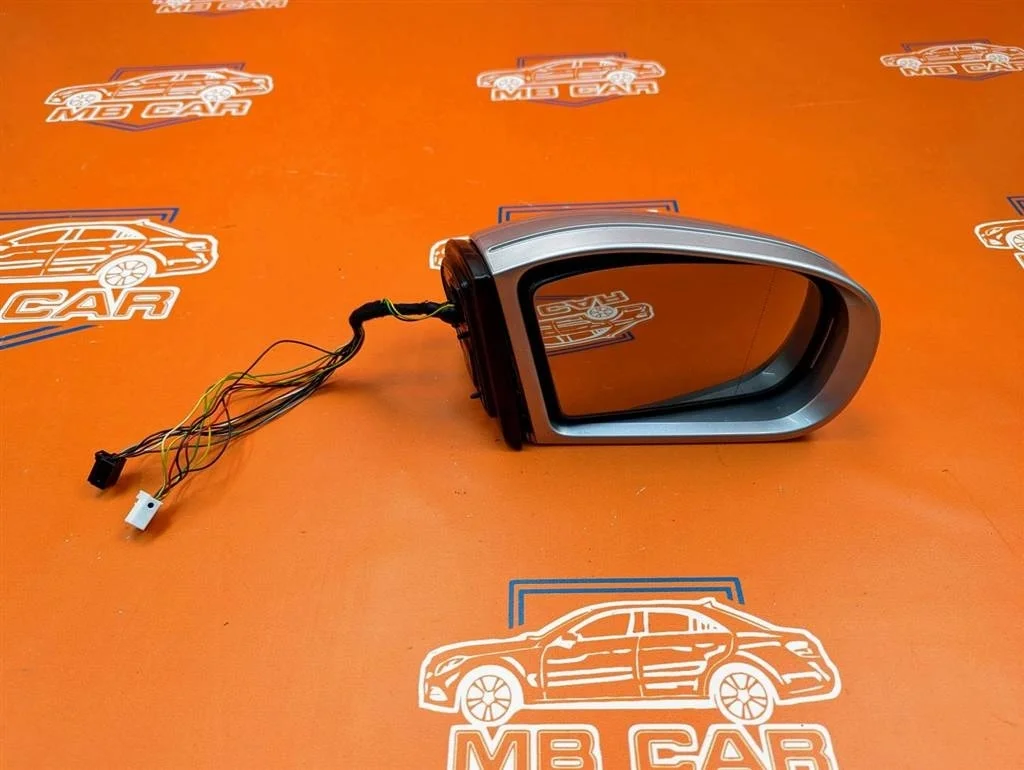 Зеркало правое Mercedes-Benz