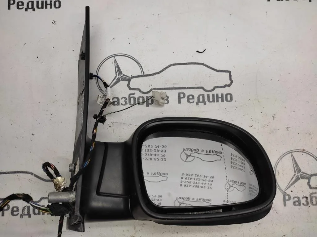 Зеркало правое Mercedes-Benz