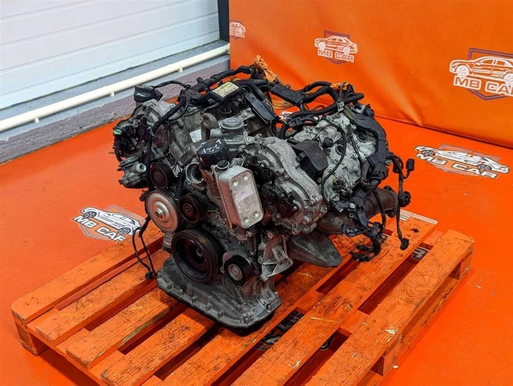 Двигатель бензиновый Mercedes-Benz