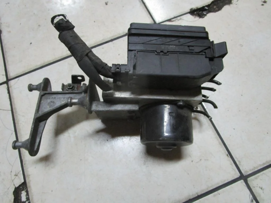 Блок ABS Mercedes-Benz