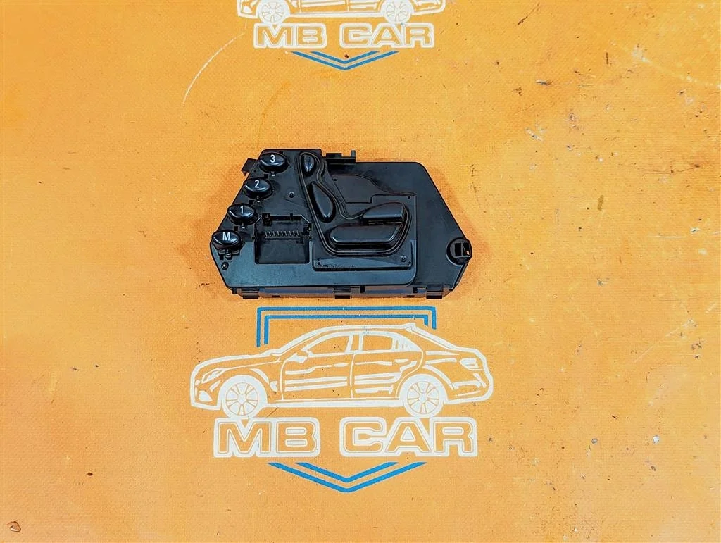 Джойстик Mercedes-Benz