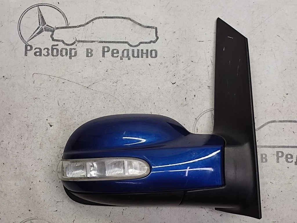 Зеркало правое Mercedes-Benz