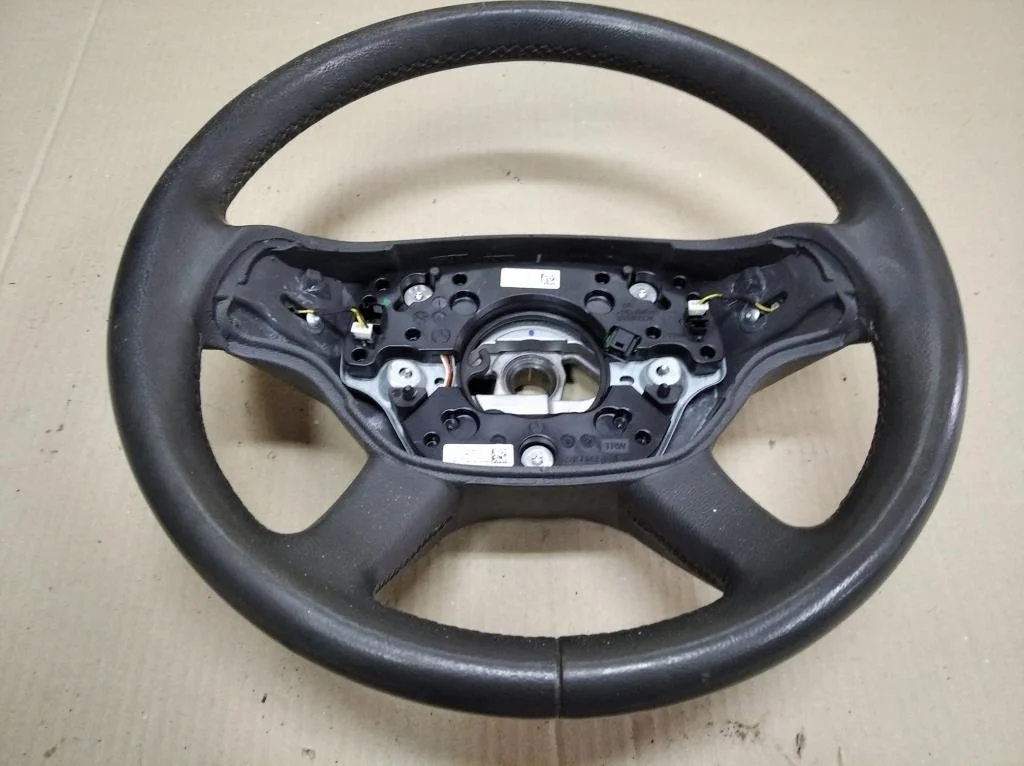Руль Mercedes-Benz