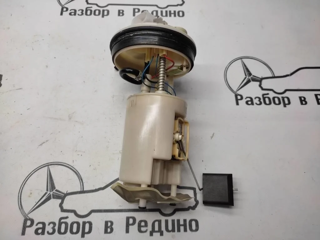 Насос топливный Mercedes-Benz
