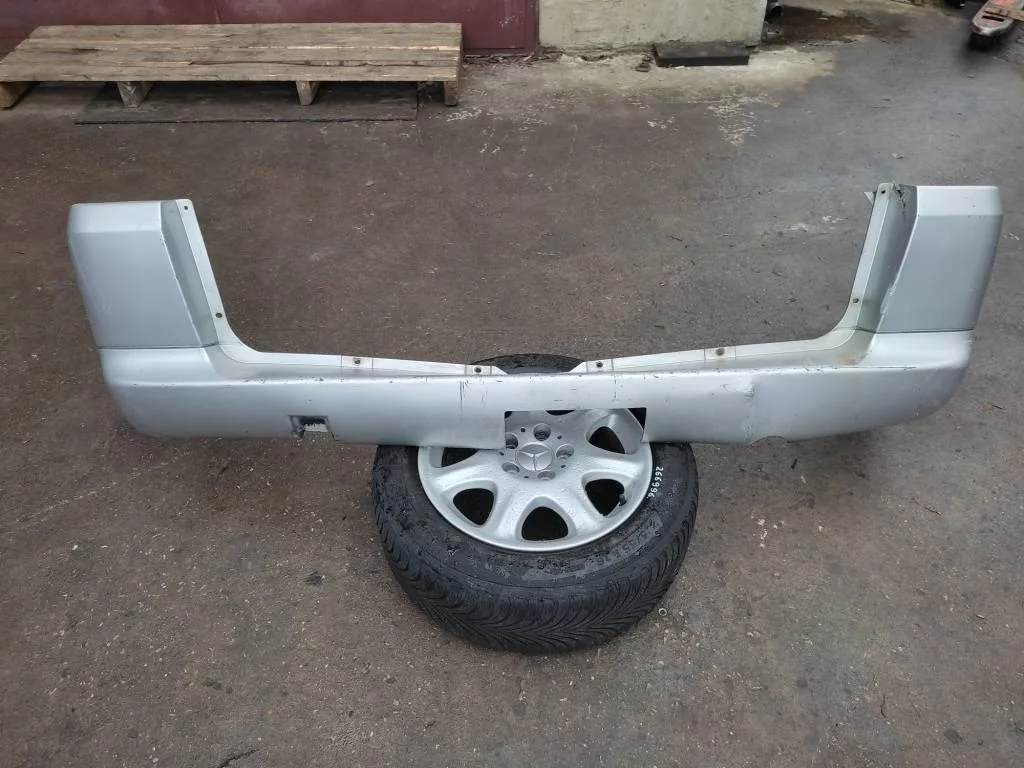 Бампер задний Mercedes-Benz