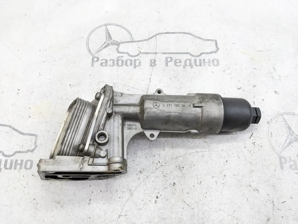 Корпус маслянного фильтра Mercedes-Benz