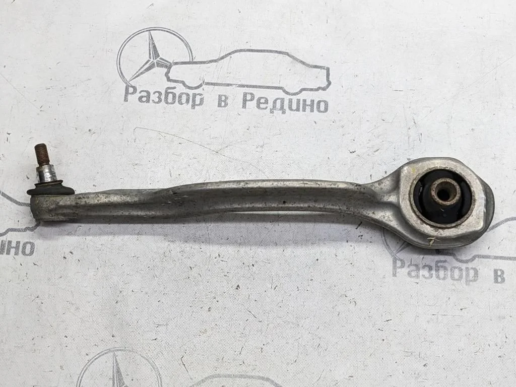 Рычаг передний нижний левый Mercedes-Benz