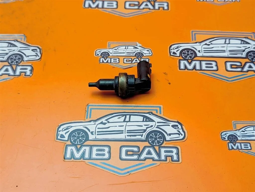 Датчик температуры Mercedes-Benz