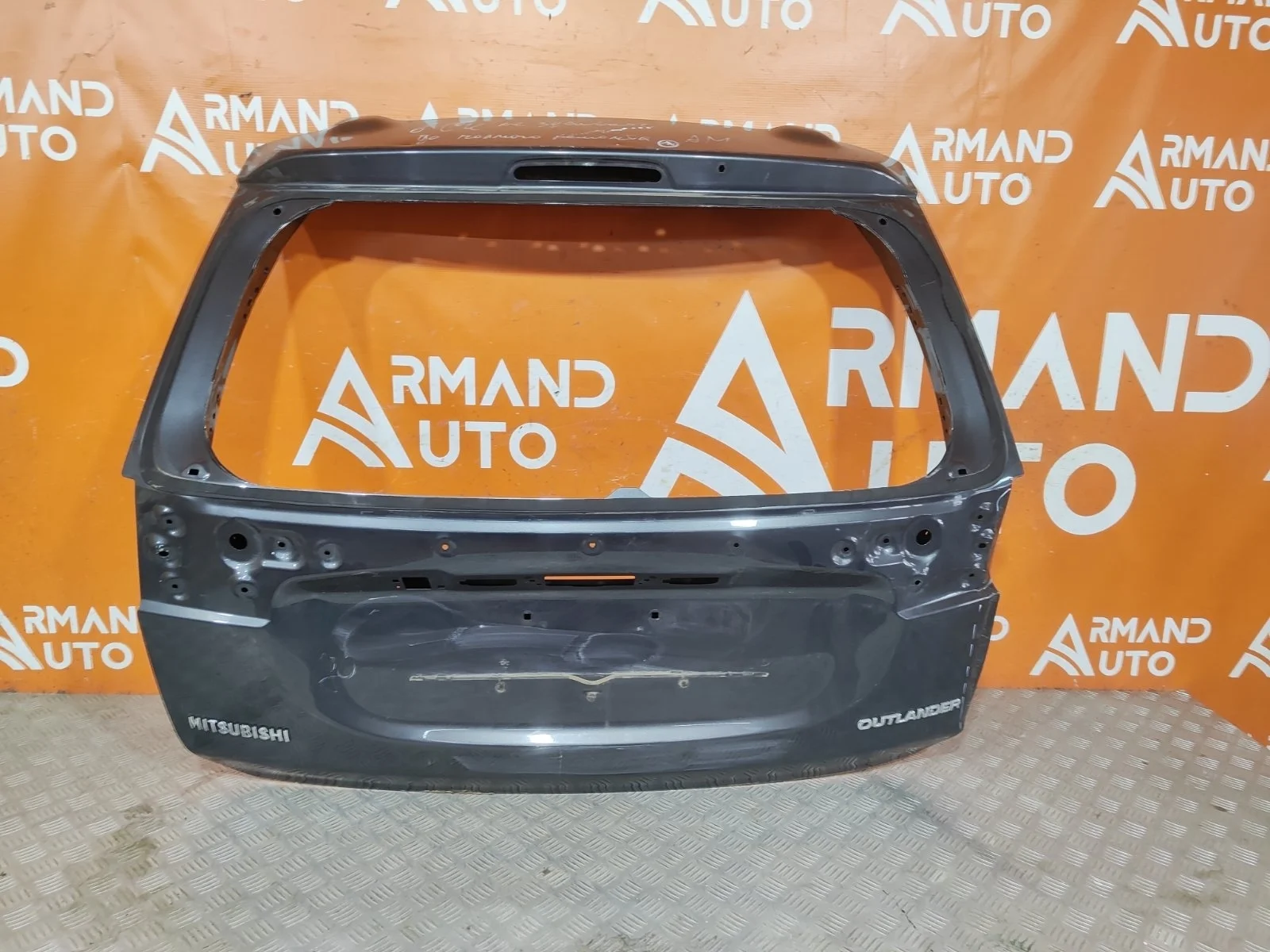 Дверь багажника Mitsubishi Outlander 2015-нв 3